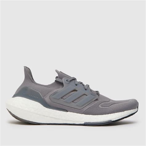 Stay Comfortable and Cool with the Ultraboost 22 Magic Gray Sneakers